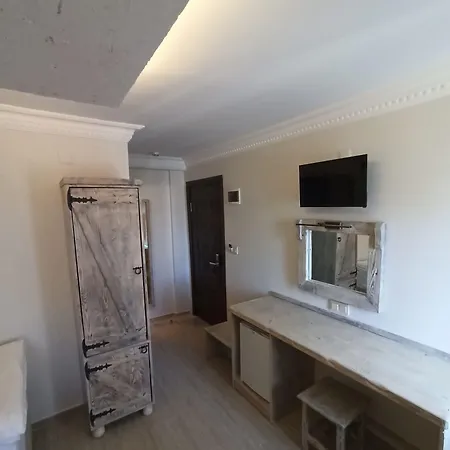 Hotel Golden Stone Butik Çeşme