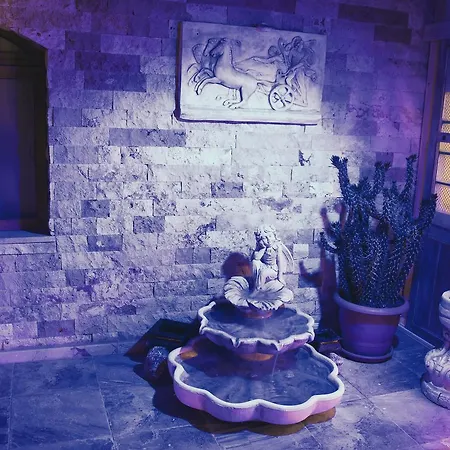 Otel Golden Stone Butik 3*