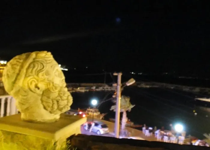 Golden Stone Butik Ξενοδοχείο 3*