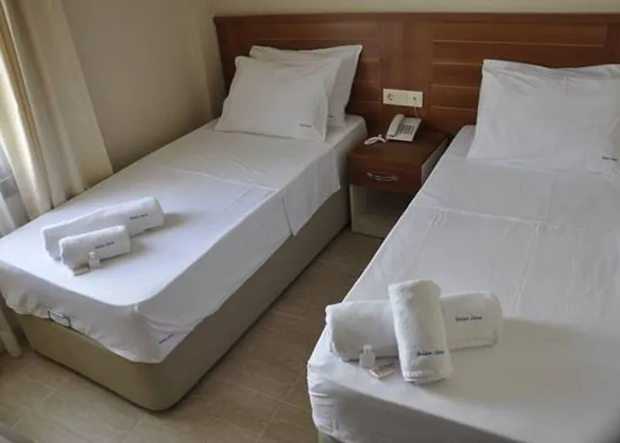 Golden Stone Butik Çeşme