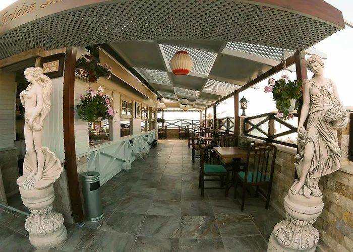 Hotel Golden Stone Butik 3*