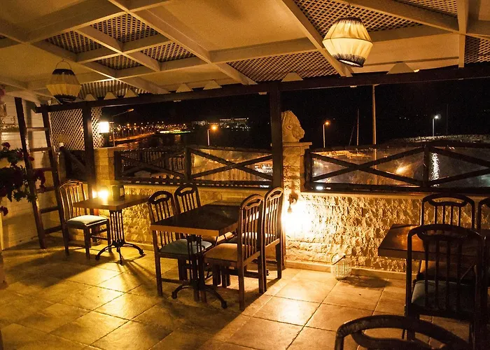 Ξενοδοχείο Golden Stone Butik 3*