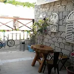 Ξενοδοχείο Golden Stone Butik