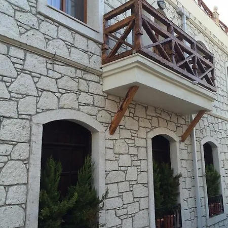 Golden Stone Butik Cesme