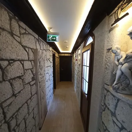 Golden Stone Butik Отель 3*