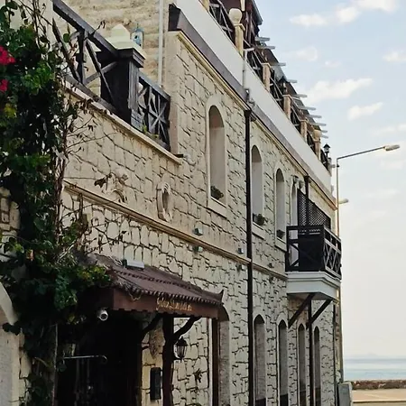 Отель Golden Stone Butik 3*