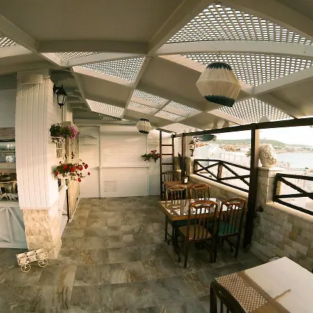 Golden Stone Butik Cesme