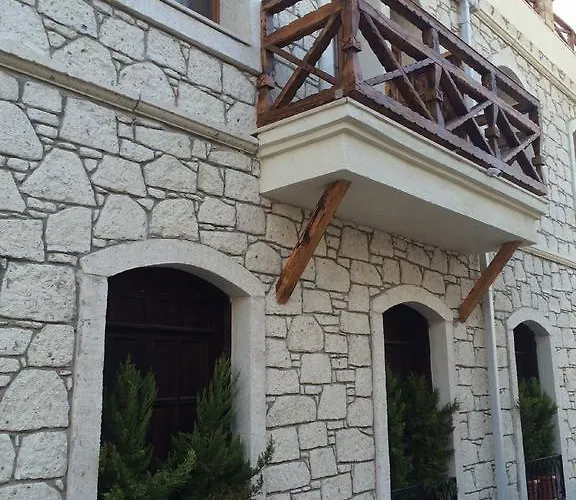 Golden Stone Butik Çeşme