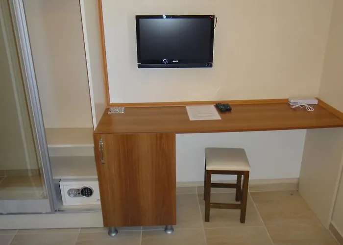 Golden Stone Butik Çeşme