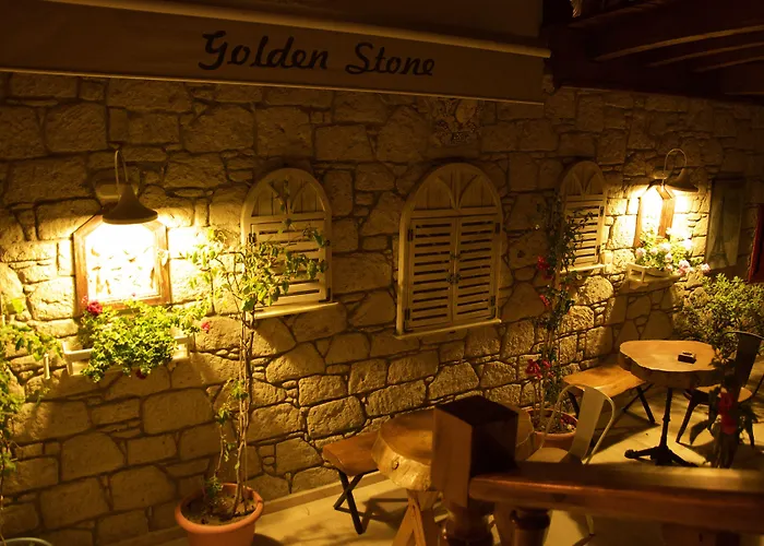 Golden Stone Butik Çeşme